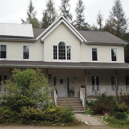Gite Crystal Inn Монт-Тремблант Екстериор снимка